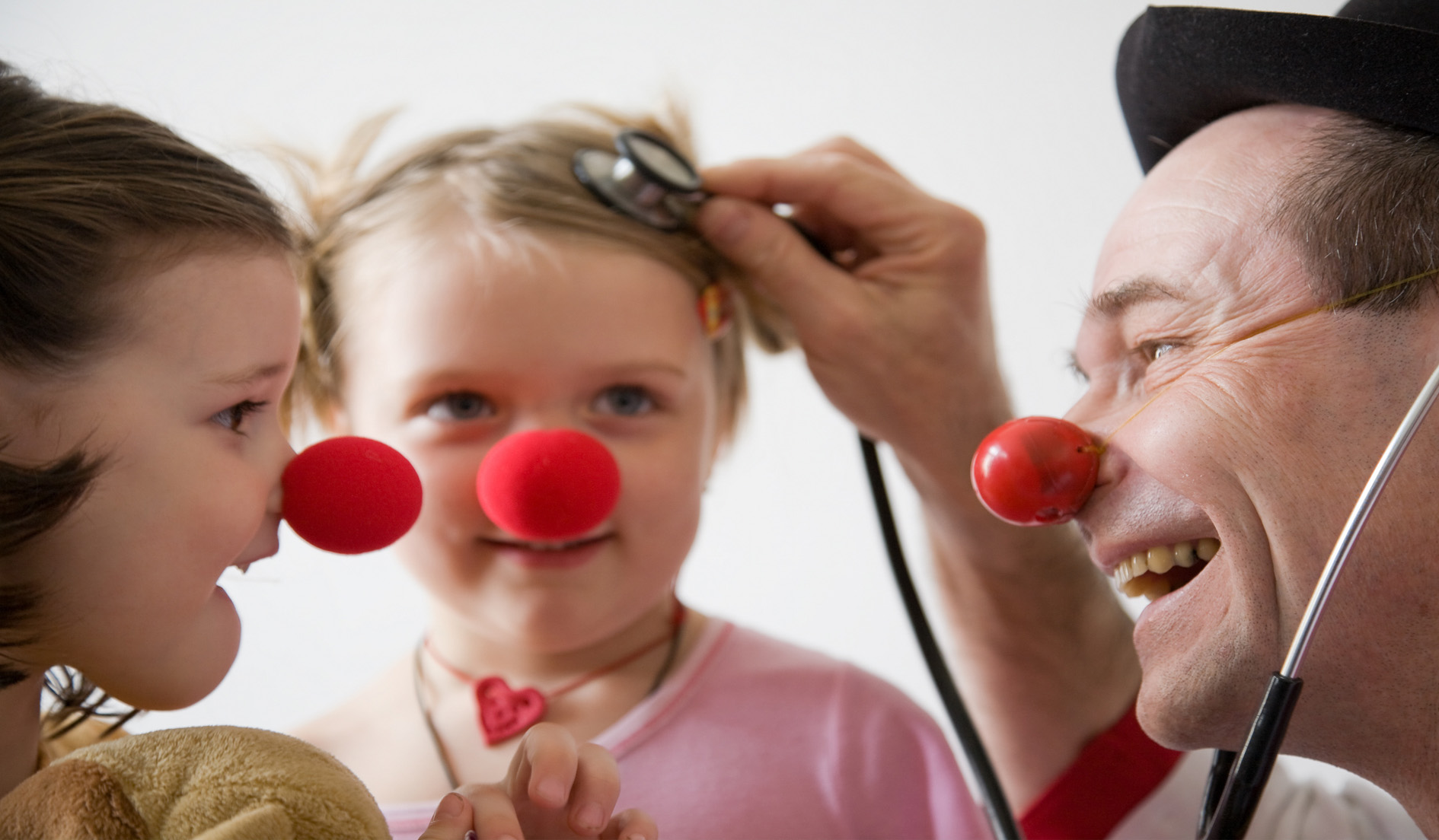 GIP-haeusliche-Intensivpflege-Humor-in-der-Pflege-Clown-und-Kinder-Teaser-bild